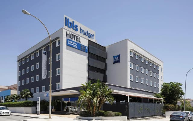 ibis budget Malaga Aeropuerto Avenida Velazquez - photo 4