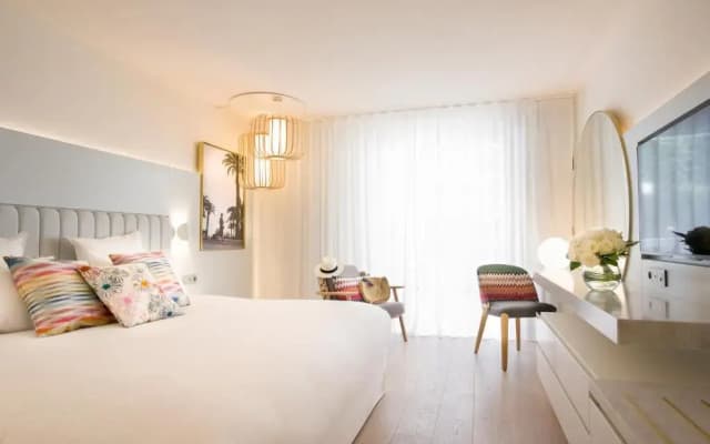 Croisette Beach Hotel Cannes - MGallery Collection - photo 1