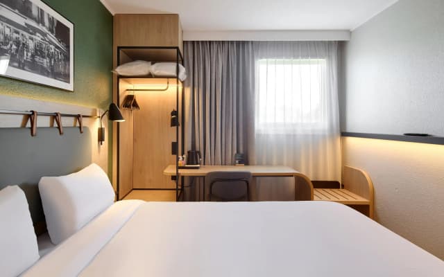 Campanile PRIME - Villejuif - photo 8