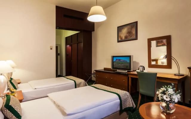 Danubius Hotel Hungaria City Center - photo 4
