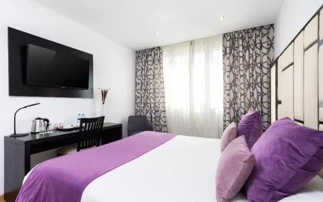 Hotel Colón Rambla - photo 11