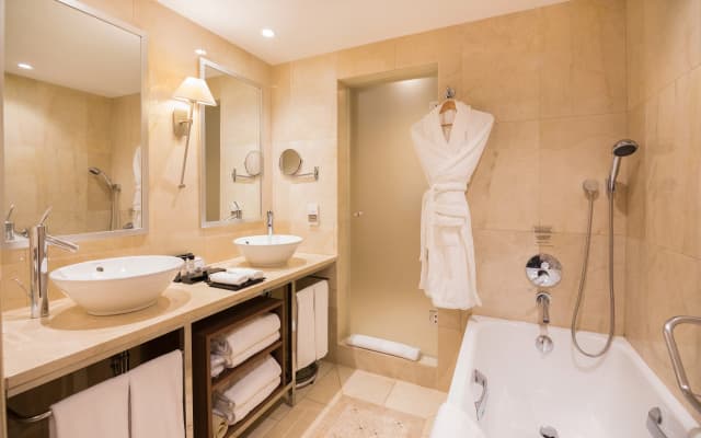 InterContinental Lisbon by IHG - photo 9