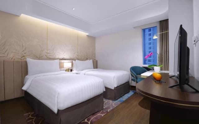 Atria Hotel Gading Serpong - photo 4