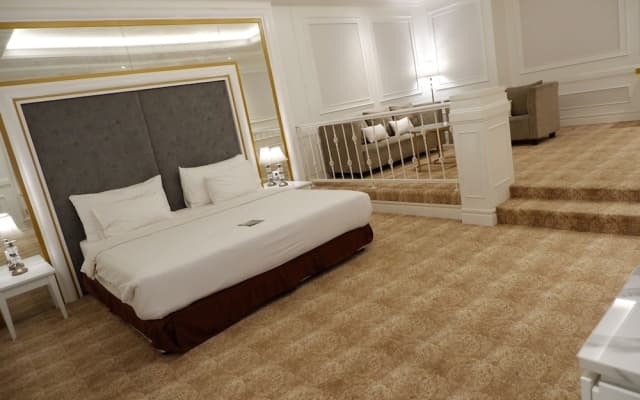 The Grantage Hotel & Sky Lounge - photo 5