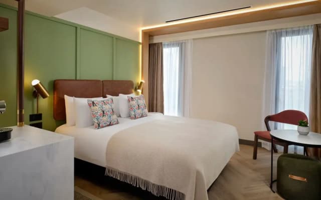 The Reach at Piccadilly, Manchester, a Tribute Portfolio Hotel - photo 1