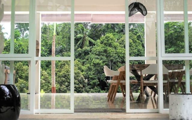 Limitless Jungle Villas Complex, 5 BR, Ubud With Staff - photo 46