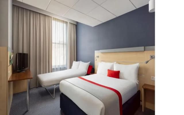 Holiday Inn Express - Edinburgh City Centre by IHG - photo 3