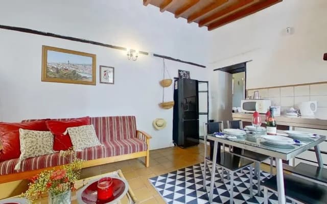 Charming 1-bed House in La Laguna - photo 2