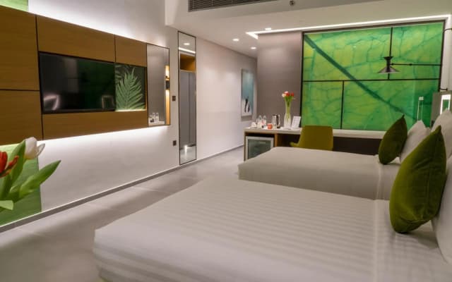 Al Khoory Courtyard Hotel - photo 5