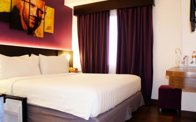 Fame Hotel Gading Serpong - photo 12