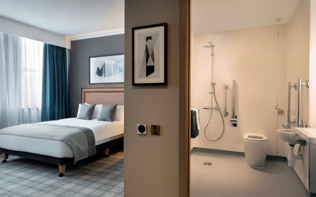 Leonardo Royal Hotel Edinburgh - photo 4