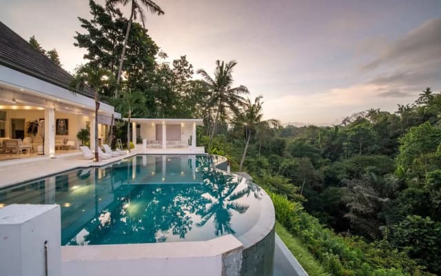 Magical Jungle Villa, 4 BR, Ubud With Staff - photo 45