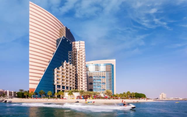 Khalidiya Palace Rayhaan by Rotana Hotel - photo 5
