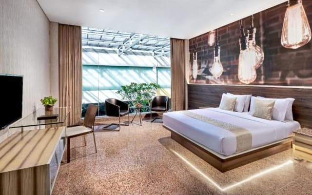 FM7 Resort Hotel - photo 5
