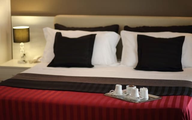 Stelle Hotel The Businest - photo 2