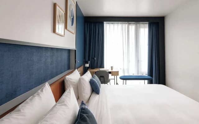 Crowne Plaza Madrid - Centre Retiro by IHG - photo 2