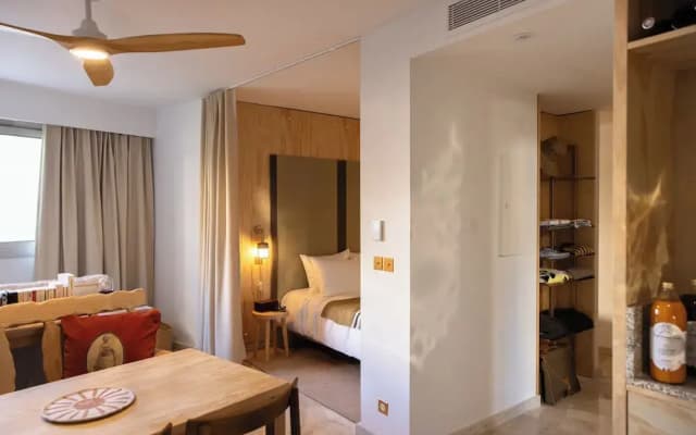 MOB Hotel Cannes - photo 4