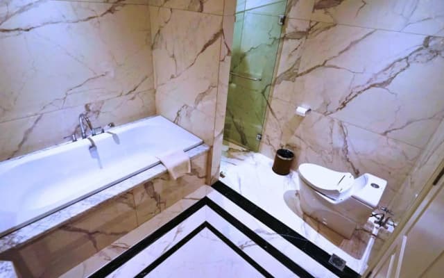 The Grantage Hotel & Sky Lounge - photo 9