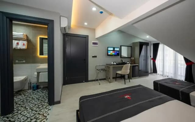 Intercity Airport Hotel - photo 7
