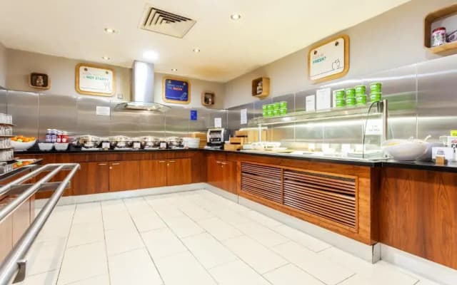 Holiday Inn Express Edinburgh Royal Mile by IHG - photo 5