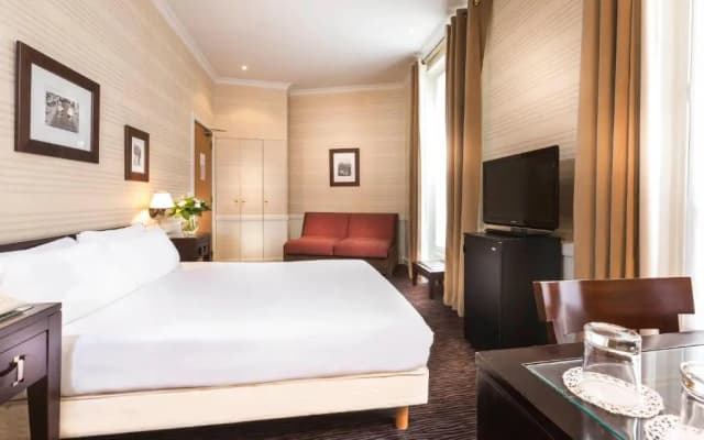 Elysees Union Hotel - photo 3