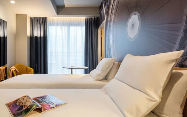 Novotel Belleville Paris 20 Hotel - photo 5