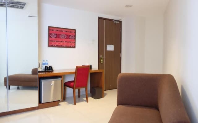 Hotel Santika Premiere Bintaro - photo 7