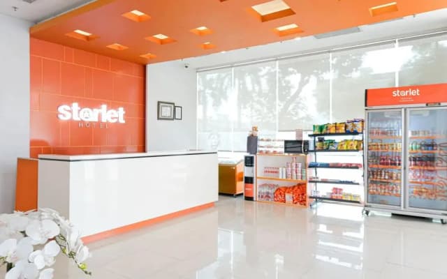 Starlet Hotel Serpong - photo 4