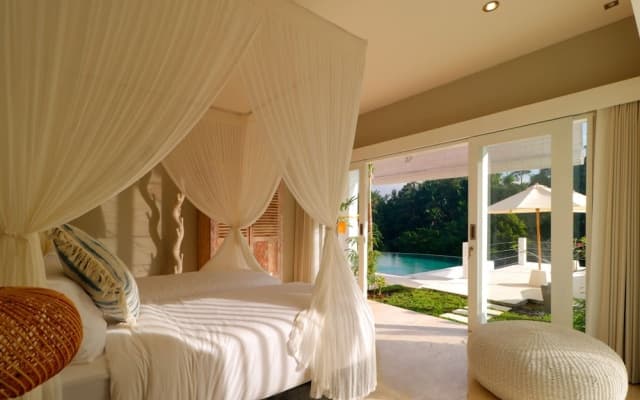 Limitless Jungle Villas Complex, 5 BR, Ubud With Staff - photo 9