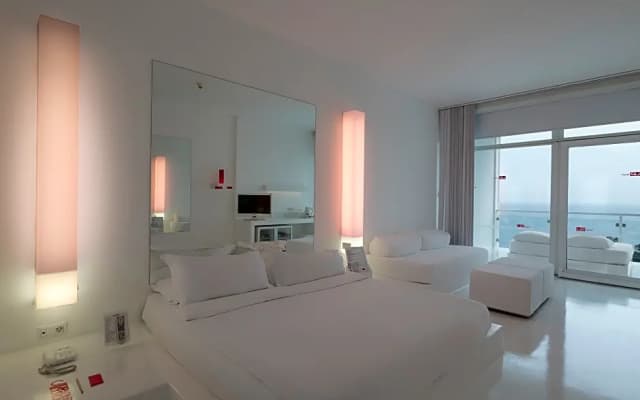 Hotel SU & Aqualand - photo 2