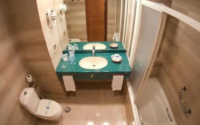 Hotel Zentral Center - photo 9