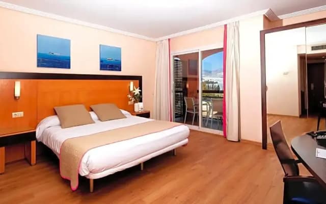 Hotel Bonalba Alicante - photo 1
