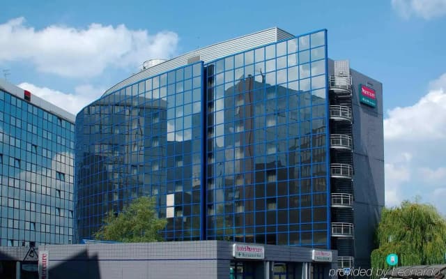 Mercure Paris Val de Fontenay - photo 1