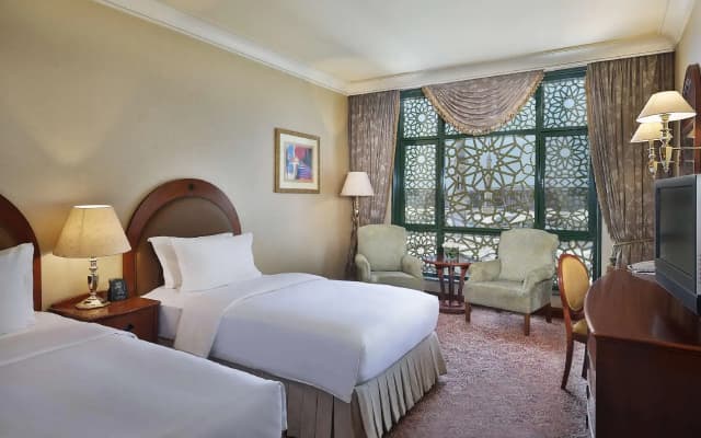 Madinah Hilton - photo 2