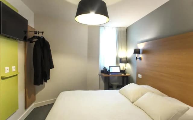 Reseda Hotel - photo 1