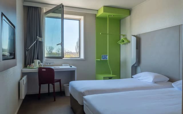 Hotel Campanile Nogent Sur Marne - photo 5