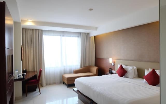 Hotel Santika Premiere Bintaro - photo 5