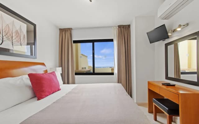 Ramada Residences by Wyndham Costa Adeje - photo 3