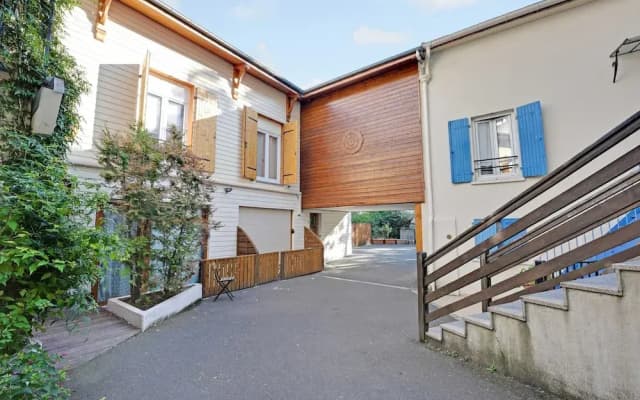 Résidence EUGENE - photo 1
