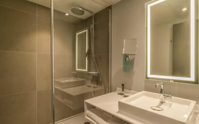 Novotel Paris Créteil Le Lac - photo 2