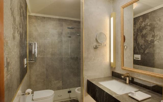 NH Venezia Santa Lucia Hotel - photo 7