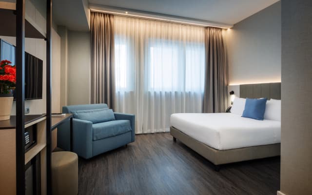 IH Hotels Milano Centrale Hotel - photo 8