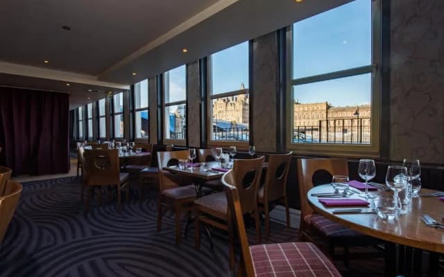 Leonardo Royal Hotel Edinburgh - photo 5