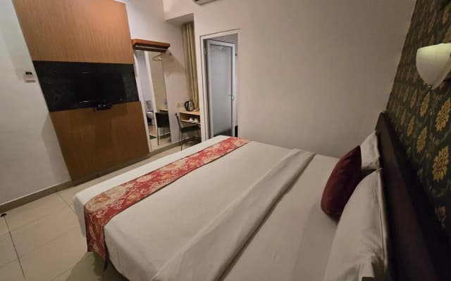 Marilyn Hotel Serpong - photo 6