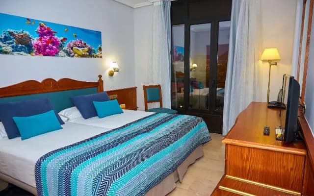 Hotel Zentral Center - photo 2