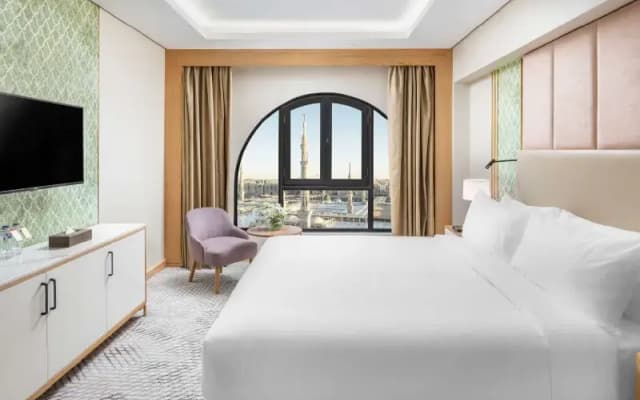 Makarem Haram View Suites - photo 4