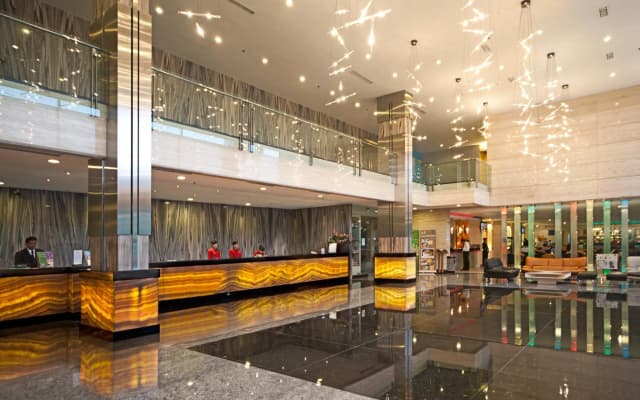 FM7 Resort Hotel - photo 1