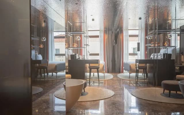 Adia Aluma Athens, Curio Collection By Hilton - photo 1