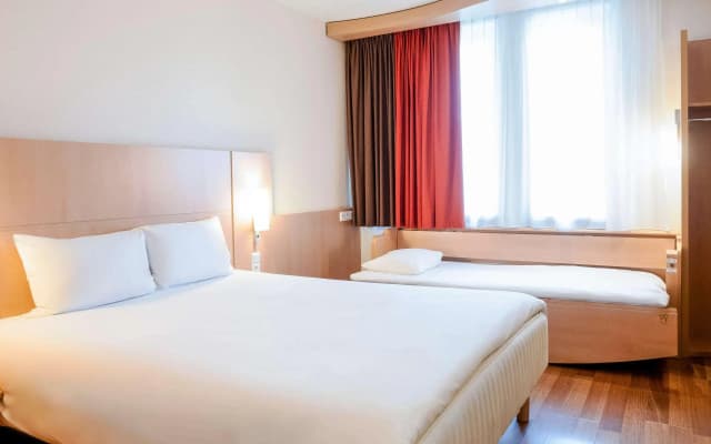 Ibis Hotel Alicante - photo 5