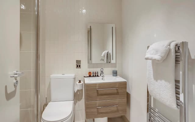 Heeton Concept Aparthotel Edinburgh Queen Street - photo 4